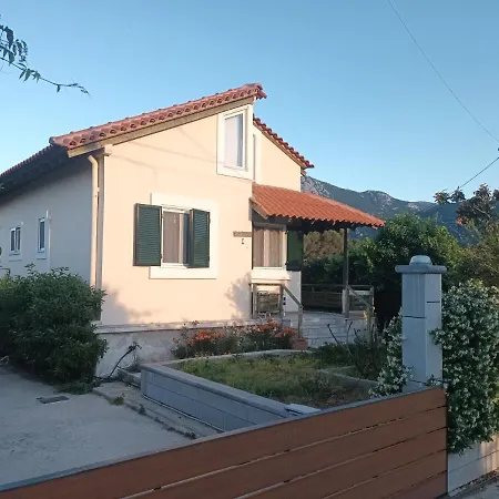 Villa Artemis *