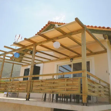 Willa Artemis Epidaurus