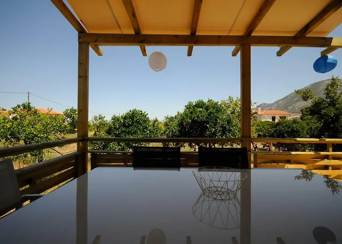 Artemis Villa